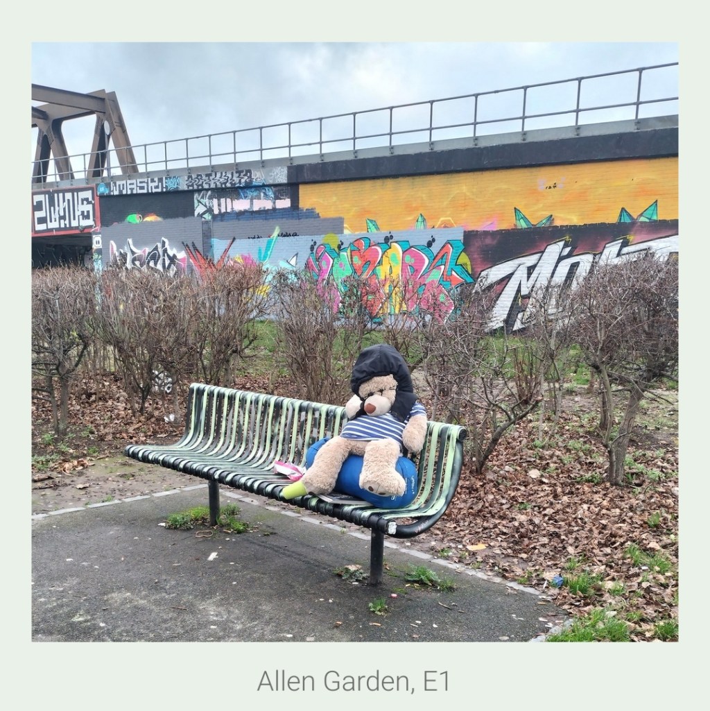 The Edgelands: Train Stations &&nbsp;Hostels